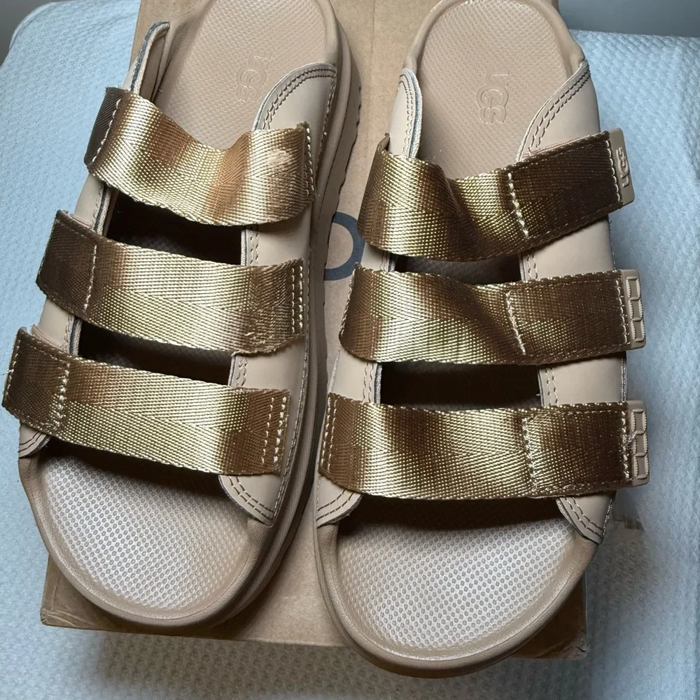 UGG Maxi Slide Sandals in Caramel Tan - Picture 2 of 4